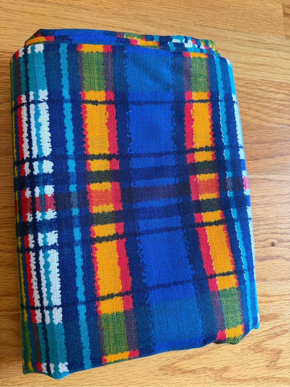 Vintage retro 1970s bright colored plaid tablecloth picnic cloth 74”x44” Mod - Picture 9 of 11